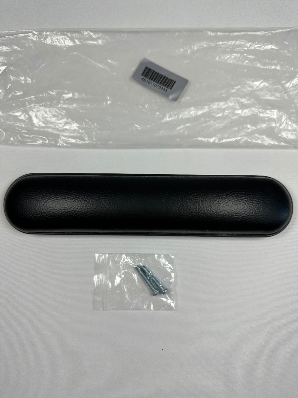Drive Wheelchair Replacement Armrest for RIGHT Side Black 4S1911075333, 2 Screws